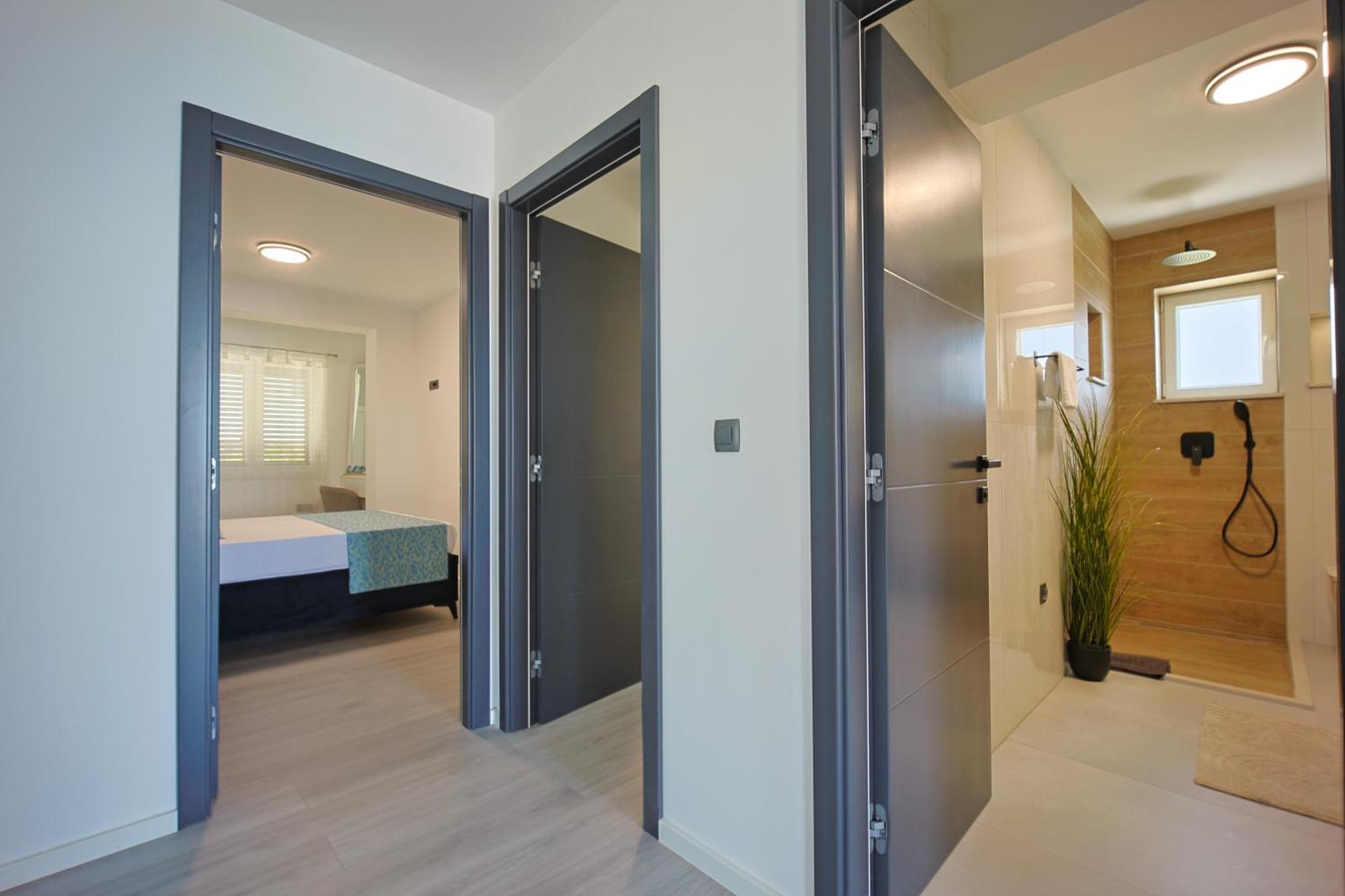 La Storia Apartments Makarska Exterior photo