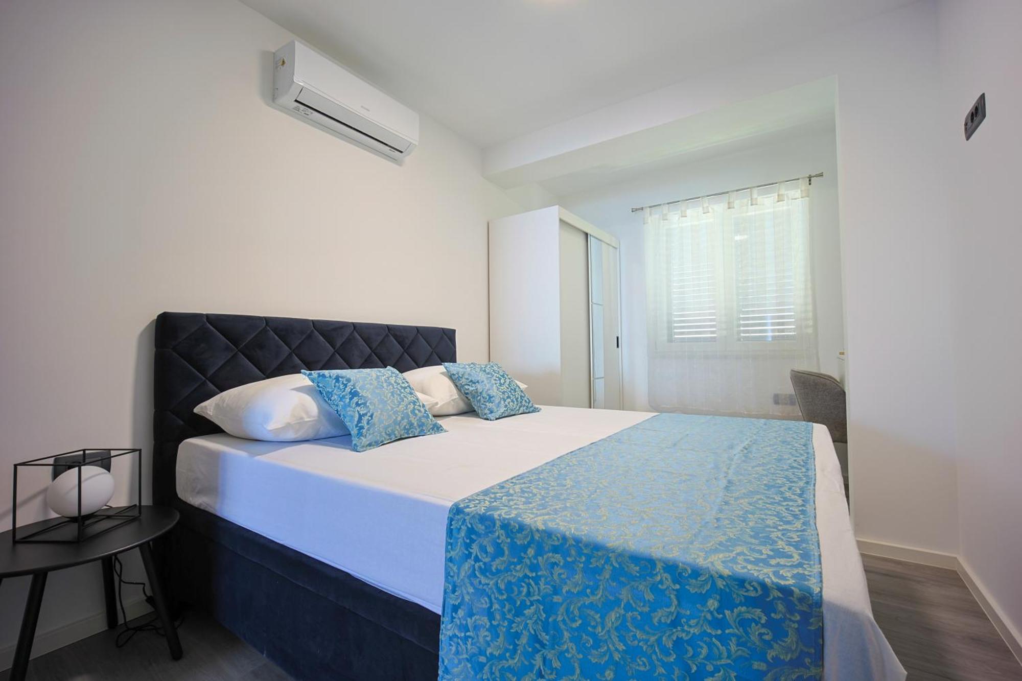 La Storia Apartments Makarska Exterior photo